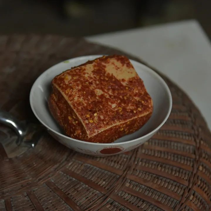 DƬ